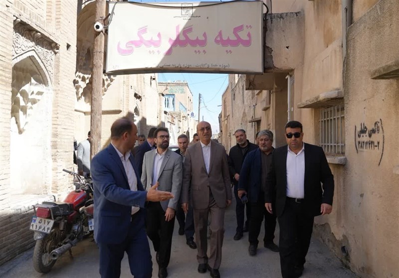 موزه چوب کرمانشاه در تکیه بیگلربیگی افتتاح شد+عکس