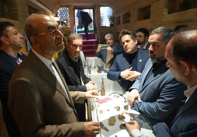 موزه چوب کرمانشاه در تکیه بیگلربیگی افتتاح شد+عکس