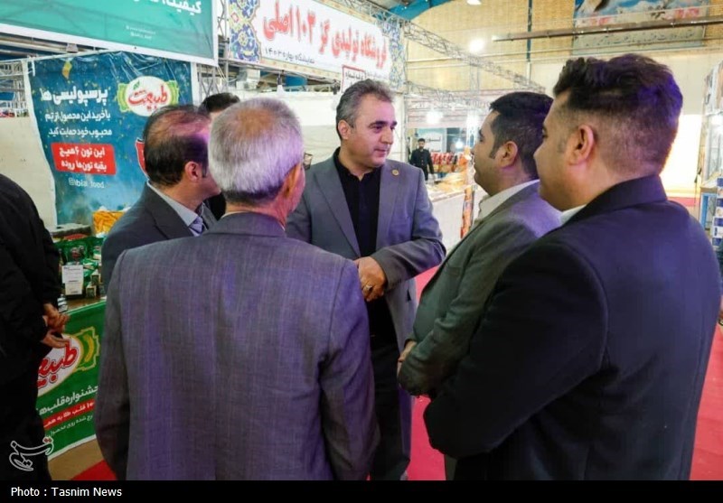 گشایش نمایشگاه عرضه کالای مستقیم در شهرکرد
