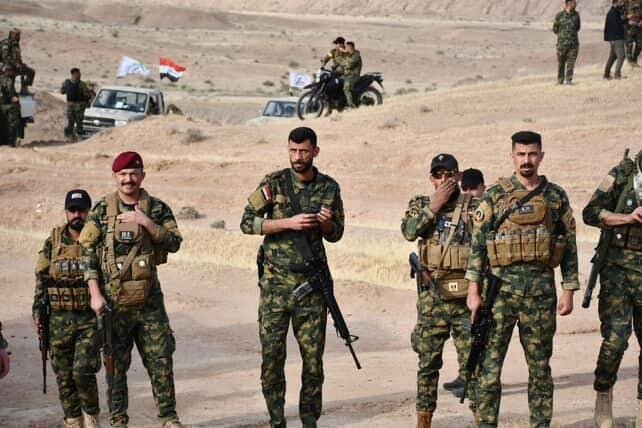 آغاز عملیات «حشد شعبی» در کوه‌های حمرین/ ۲ مخفیگاه داعش کشف شد+تصاویر