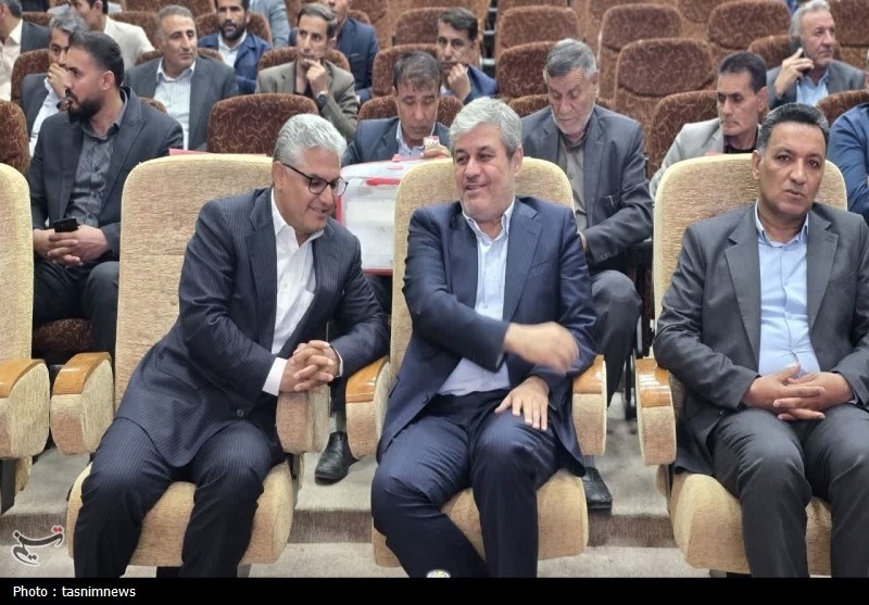 انتقاد از ساختار فعلی مجلس و محدودیت اختیارات نمایندگان