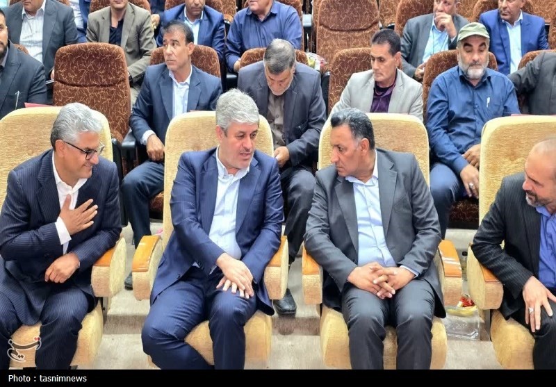 انتقاد از ساختار فعلی مجلس و محدودیت اختیارات نمایندگان