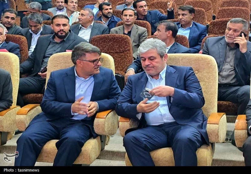 انتقاد از ساختار فعلی مجلس و محدودیت اختیارات نمایندگان