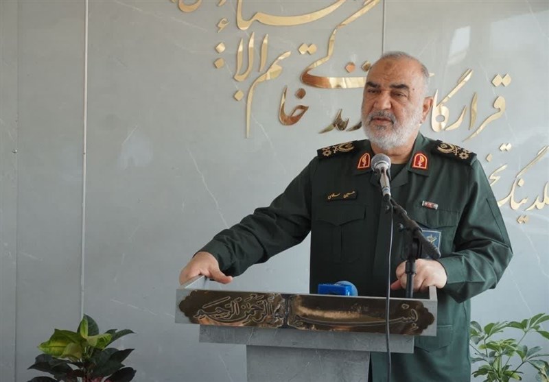 بازدید فرمانده کل سپاه از پروژه راه‌آهن چابهار ـ زاهدان