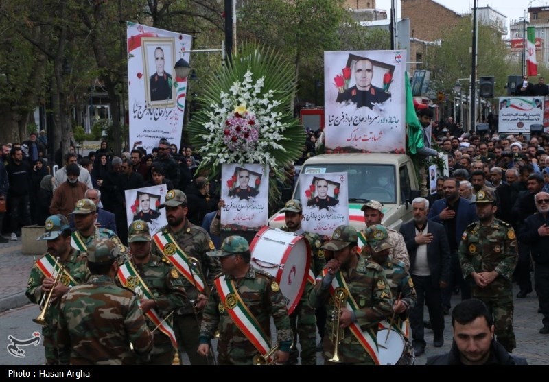 تشییع باشکوه پیکر جانباز 70 درصد زنجانی + تصاویر
