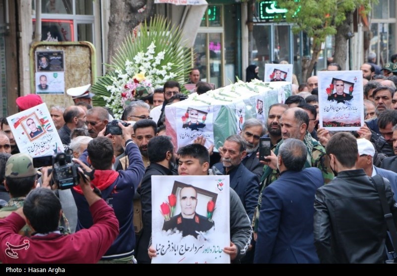 تشییع باشکوه پیکر جانباز 70 درصد زنجانی + تصاویر