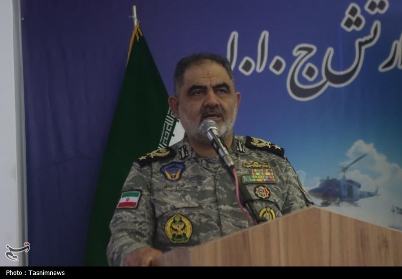 دریادار ایرانی: دشمن متجاوز را ‌در دریاها غرق خواهیم کرد‌