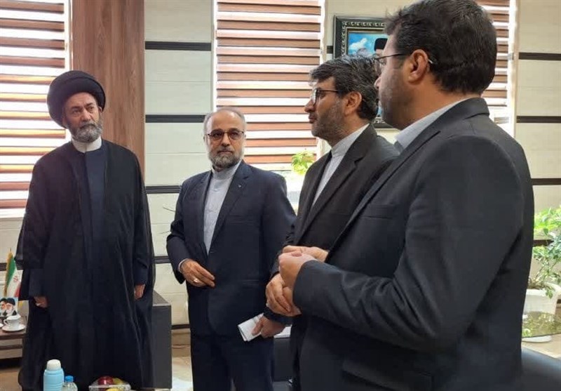گزارش تصویری حضور امام جمعه اردبیل در دادسرای اردبیل