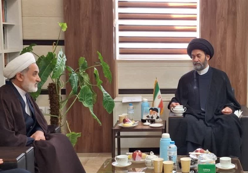 گزارش تصویری حضور امام جمعه اردبیل در دادسرای اردبیل