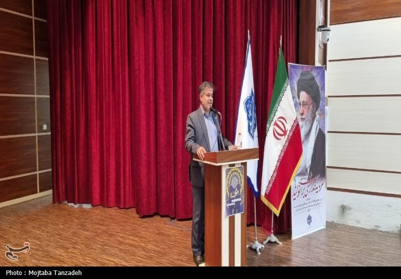 تجلیل از استادان دانشگاه مهارت استان بوشهر+عکس