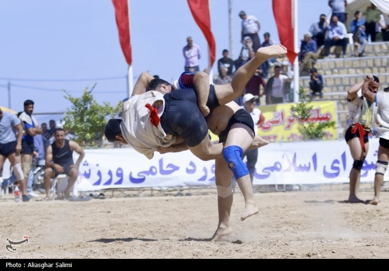 رقابت‌های کشتی با چوخه بجنورد + نتایج و تصاویر