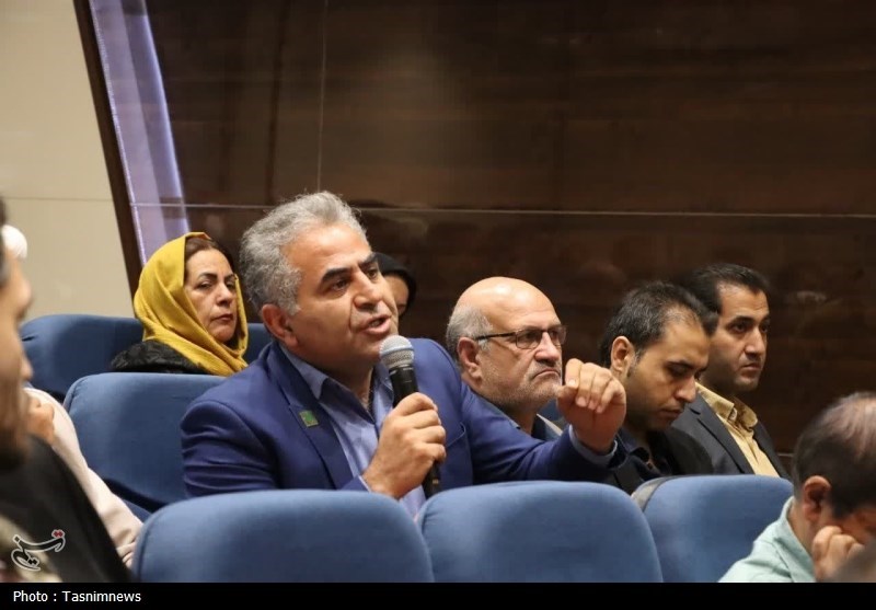 نشست فعالان اقتصادی خراسان شمالی با سفیر ایران در ترکمنستان