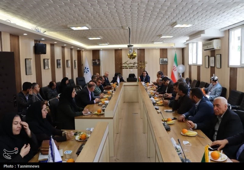 نشست فعالان اقتصادی خراسان شمالی با سفیر ایران در ترکمنستان