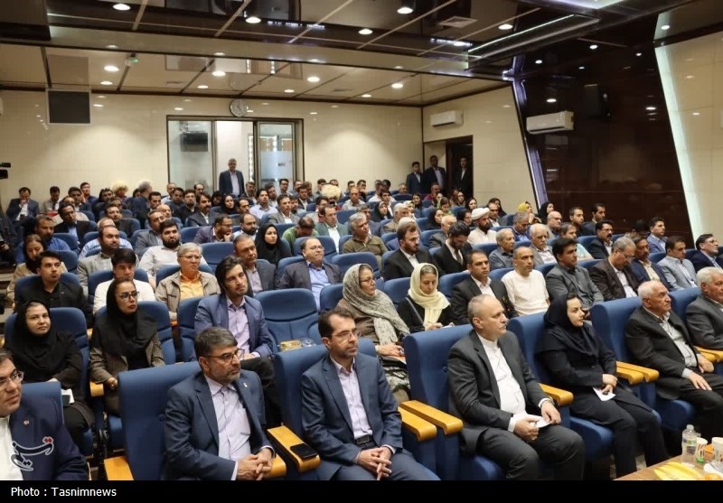 نشست فعالان اقتصادی خراسان شمالی با سفیر ایران در ترکمنستان
