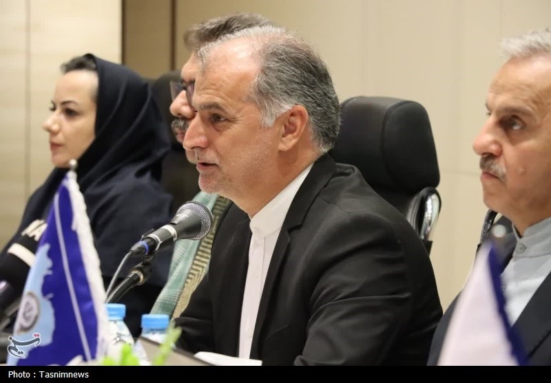 نشست فعالان اقتصادی خراسان شمالی با سفیر ایران در ترکمنستان