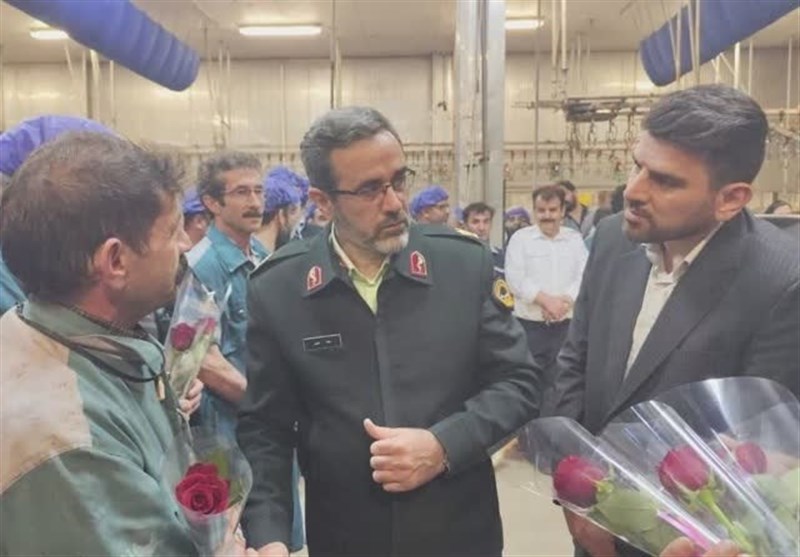 کارگران پیشگامان تولید و اقتصاد هستند