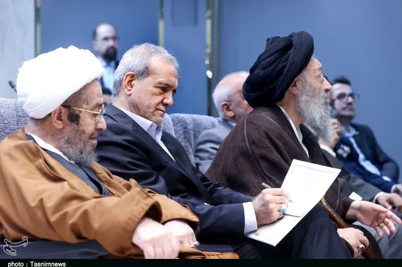 گزارش تسنیم از روز نخست اجلاسیه مجلس خبرگان رهبری در قم+عکس