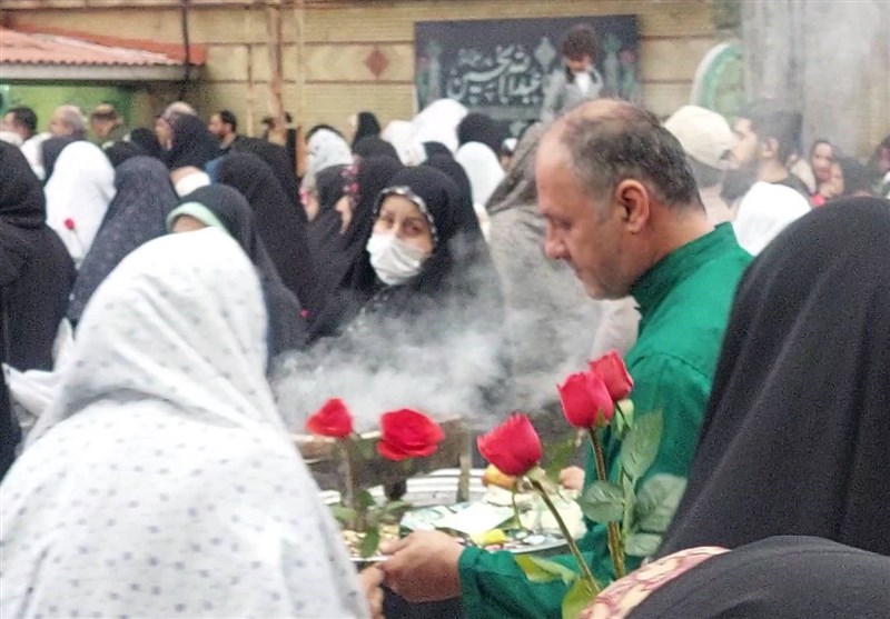 گیلانی‌های عاشق به استقبال خدام حرم مطهر رضوی رفتند+تصاویر