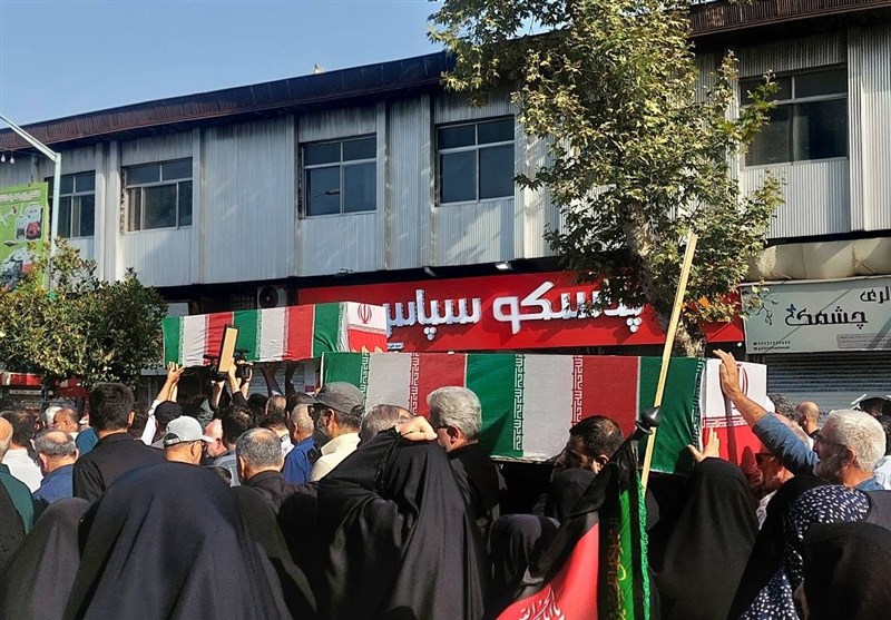 احترام تمام‌قد دیار میرزا به شهدای حمله تروریستی آستانه اشرفیه