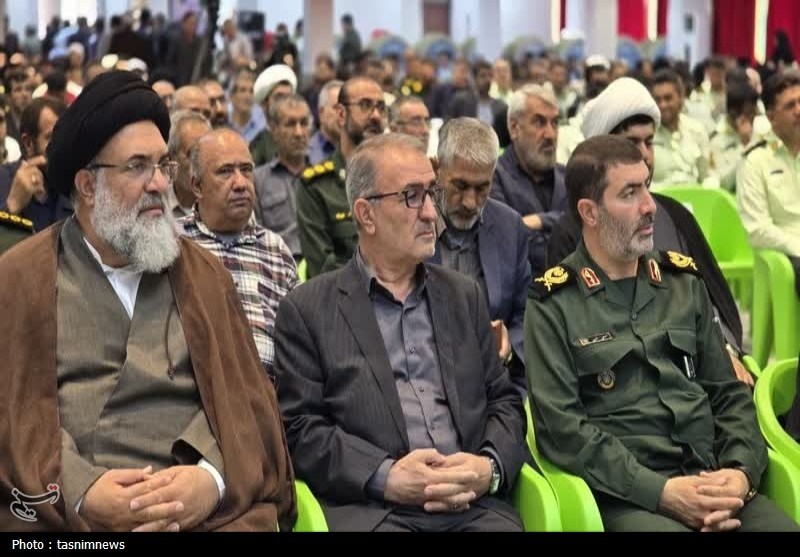 بزرگداشت امام خمینی(ره) و قیام 15 خرداد+تصویر