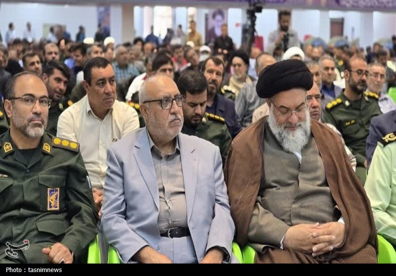 بزرگداشت امام خمینی(ره) و قیام 15 خرداد+تصویر