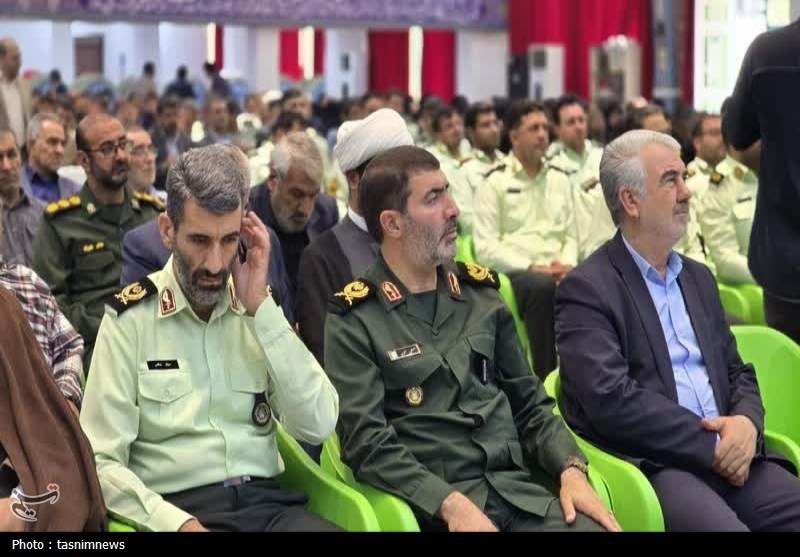 بزرگداشت امام خمینی(ره) و قیام 15 خرداد+تصویر