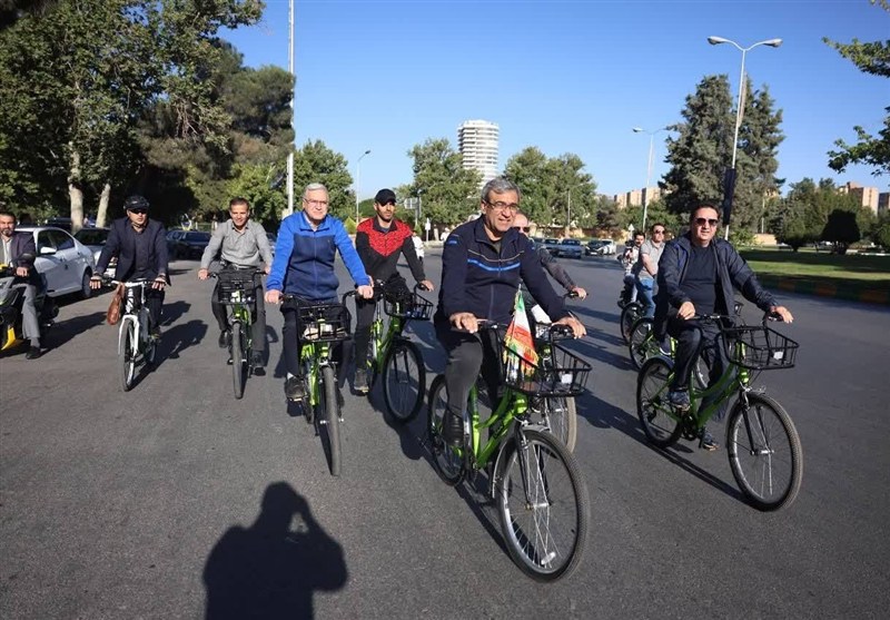 ترویج فرهنگ دوچرخه‌سواری گامی در جهت کاهش ترافیک