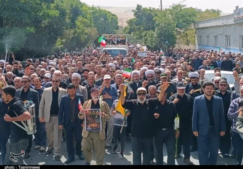 تشییع باشکوه شهید رضا بسطامی در بیجار/ مدافع وطن به خاک سپرده شد+تصویر