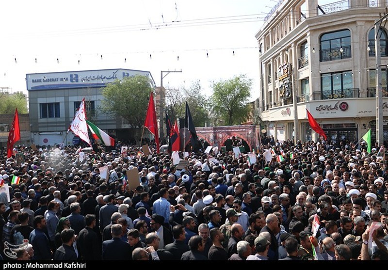 حماسه بدرقه‌ رشید ایران/ دزفول گام‌های آخر سردارش را بوسید+فیلم و تصاویر
