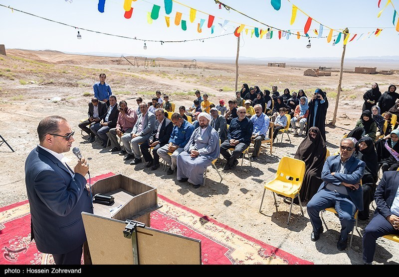 ساخت مدرسه و کتابخانه توسط گروه جهادی شهدا در روستای «گرو»