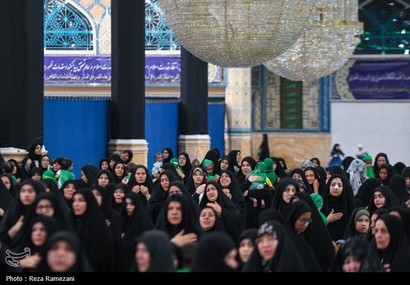 عهد شیرخوارگان با امام مهدی(عج) در مسجد جمکران+ تصاویر