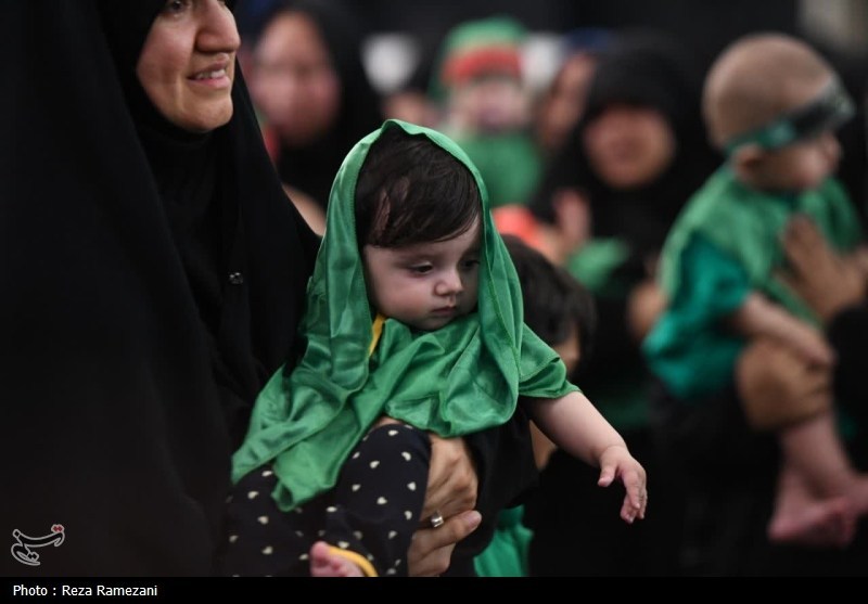 عهد شیرخوارگان با امام مهدی(عج) در مسجد جمکران+ تصاویر