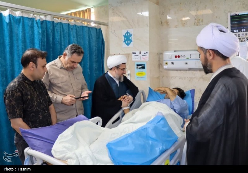 عیادت امام‌جمعه تبریز از مجروحان تهاجم رژیم صهیونیستی