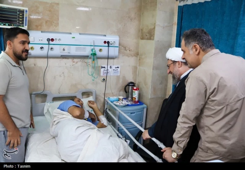 عیادت امام‌جمعه تبریز از مجروحان تهاجم رژیم صهیونیستی