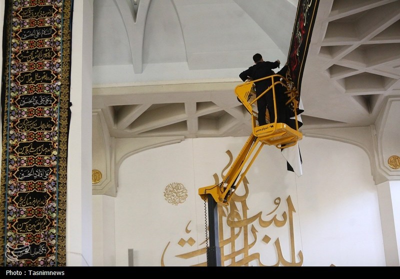 قم در آستانه محرم؛ حرم حضرت معصومه(س) عزادار امام حسین(ع)+تصویر