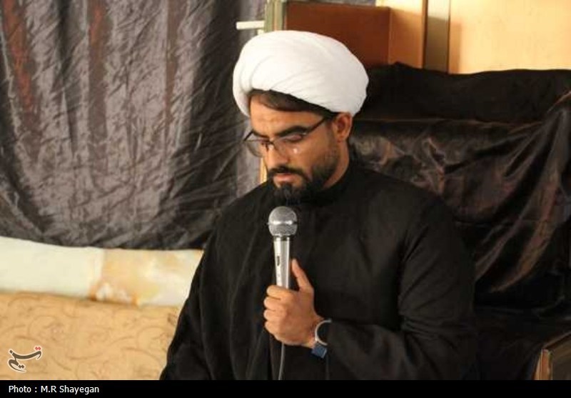 مراسم سالگرد ارتحال امام (ره) در مدرسه علمیه بوشهر