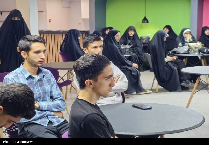 مراسم یادبود شهدای حمله رژیم صهیونیستی در اراک