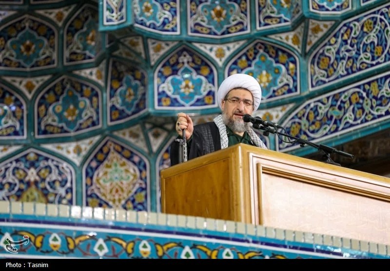 مشت گره‌کرده مردم آذربایجان‌شرقی علیه رژیم صهیونیستی