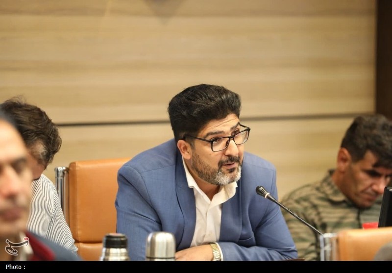 نشست استاندار چهارمحال‌وبختیاری با احزاب اصلاح‌طلب برگزار شد