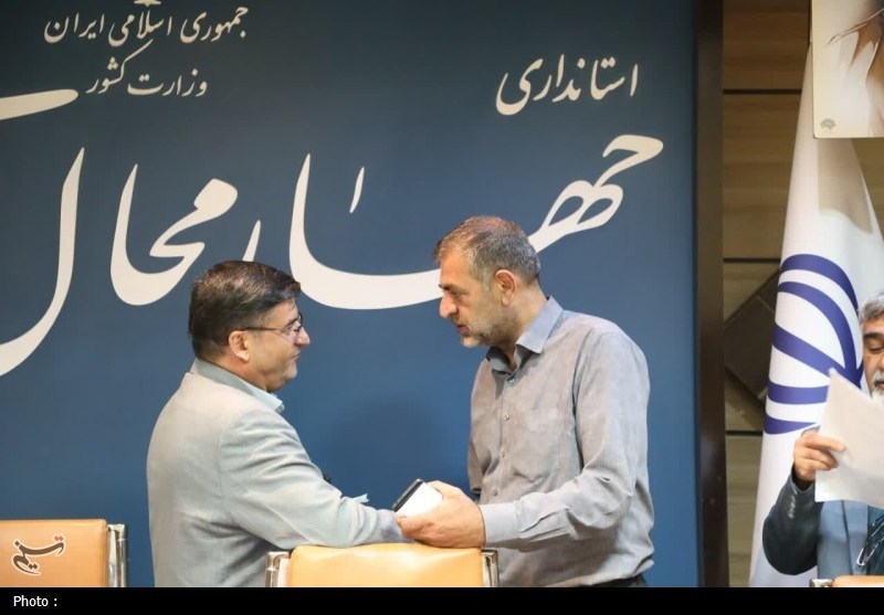 نشست استاندار چهارمحال‌وبختیاری با احزاب اصلاح‌طلب برگزار شد