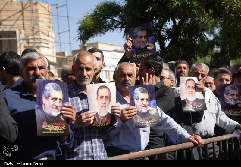کرمانشاه در سوگ سردار رشید اسلام/ وداع باشکوه با حاج رمضان + تصاویر