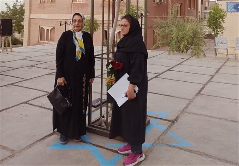 رونمایی از اثر هنری – آیینی «ریشه در باد» در بیرجند