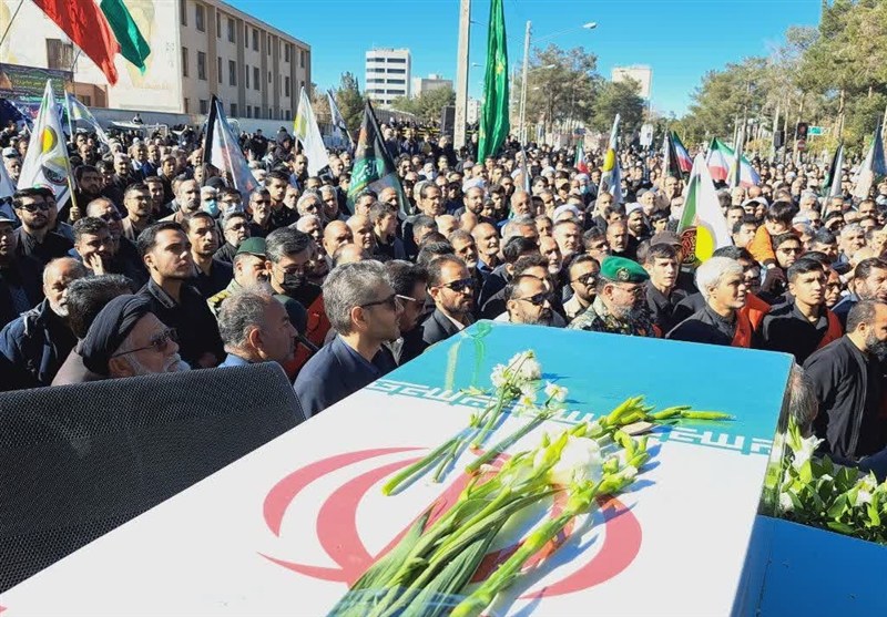 مردم خراسان جنوبی در وداع باشکوه با 6 شهید گمنام+تصویر