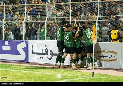 تیم فوتبال ذوبآهن اصفهان , تیم فوتبال خیبر خرمآباد , استان لرستان ,