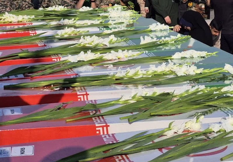 اخبار مشهد , فرودگاه شهید هاشمینژاد , مشهد مقدس , شهدای گمنام , شهادت , خراسان رضوی , اخبار استان خراسان رضوی , تشییع شهدا , مراسم تشییع ,