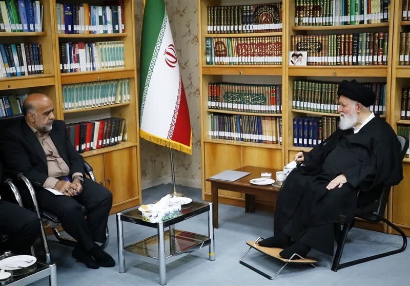 آیت‌ا‌لله علم‌الهدی: برخی متمولان از مالیات فرار می‌کنند