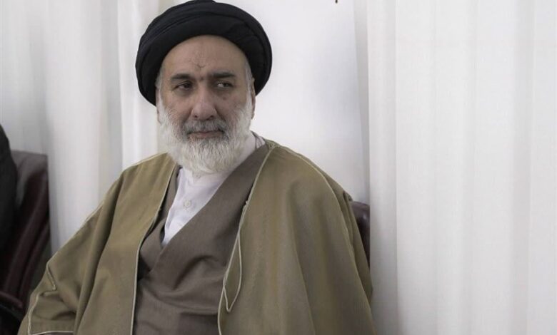 انقلاب اسلامی ماهیت قدرت‌های سلطه‌گر را برای جهانیان آشکار کرد