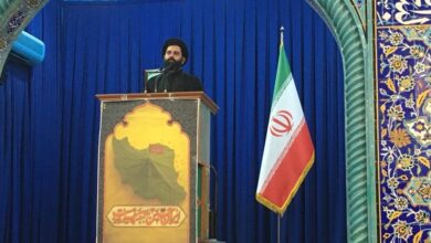 ایستادگی در برابر فساد و منکر رسالت همگانی است