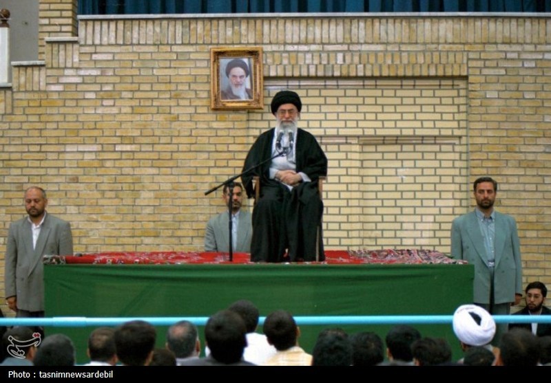 بازخوانی سفر رهبر معظم انقلاب به دیار دارالارشاد؛ ترسیم پیوند عمیق قلبی مردم اردبیل با امام خامنه‌ای+تصاویر