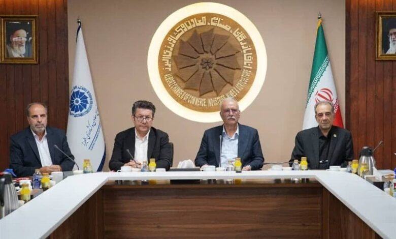 ‌بحران نیروی کار در البرز/ مرغداری‌ها و دامداری‌ها نیمه‌تعطیل شدند